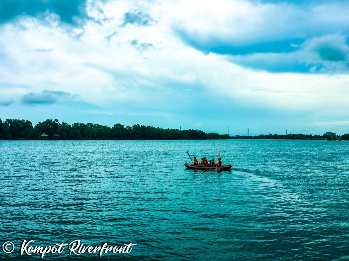 Kampot Riverfront Boutique Exterior photo