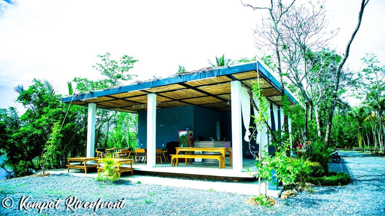 Kampot Riverfront Boutique Exterior photo